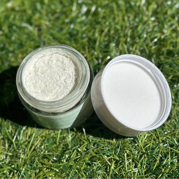 Hanahana Beauty Shea Body Butter Lemongrass - Picture 3 of 3